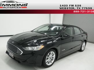 Used 2019 Ford Fusion SE FWD video 1