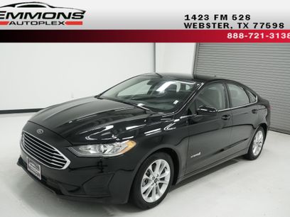 Used 2019 Ford Fusion SE