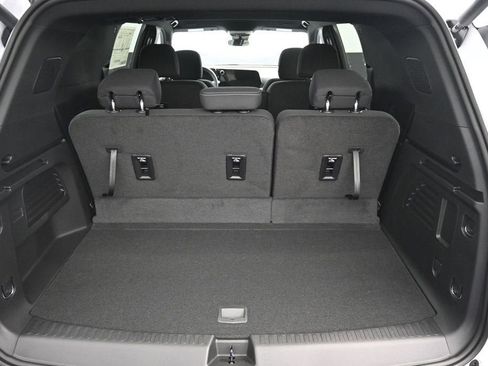 New 2026 Chevrolet Traverse LT w/ Midnight/Sport Edition FWD image 29