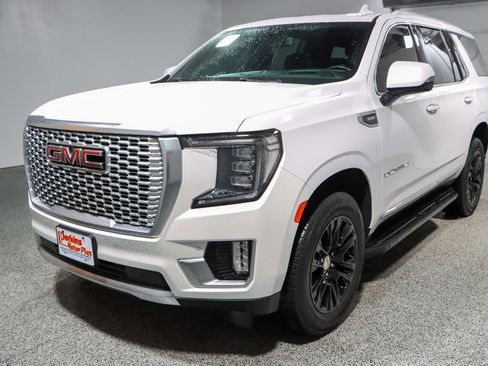 Used 2023 GMC Yukon Denali AWD/4WD image 37