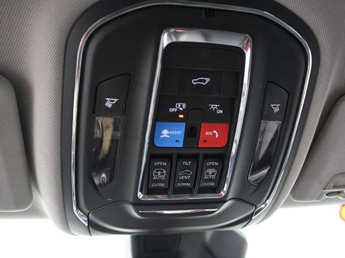 Used 2024 Jeep Grand Cherokee Limited 4xe AWD/4WD image 41