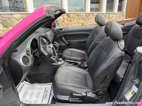 Used 2015 Volkswagen Beetle 1.8T FWD image 4