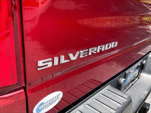 Used 2021 Chevrolet Silverado 1500 LT Trail Boss w/ Bed Protection Package AWD/4WD image 9