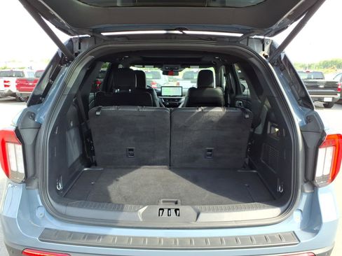 Certified 2025 Ford Explorer ST AWD/4WD image 10