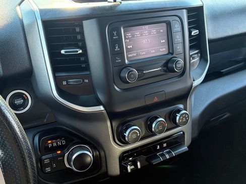 Used 2021 RAM 2500 Big Horn image 22