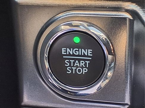 Used 2022 Ford F150 Lariat w/ Equipment Group 502A High AWD/4WD image 16