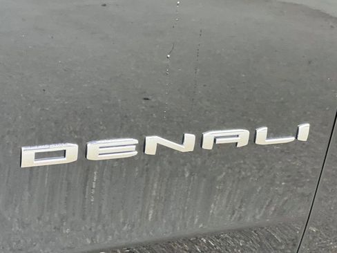 New 2026 GMC Yukon XL Denali w/ Denali Reserve Package image 23