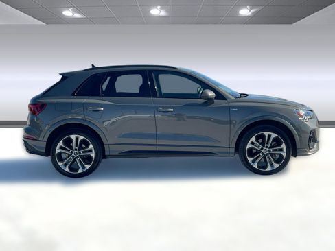 Used 2021 Audi Q3 2.0T Premium Plus image 8