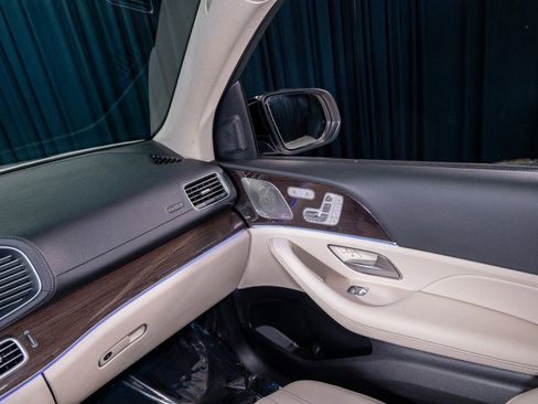 Certified 2024 Mercedes-Benz GLS 450 4MATIC image 24