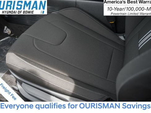 New 2025 Hyundai Elantra SEL image 31