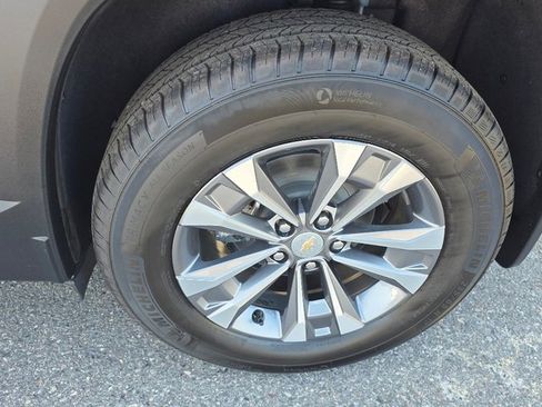 New 2026 Chevrolet Equinox LT w/ Convenience Package II image 6