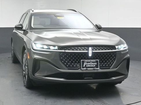 Used 2024 Lincoln Nautilus Black Label w/ Jet Appearance Package (87T) image 2