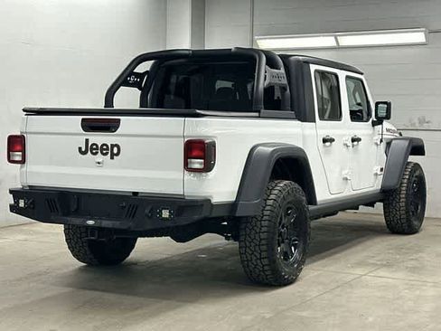 Used 2023 Jeep Gladiator Mojave w/ Trailer Tow Package AWD/4WD image 32