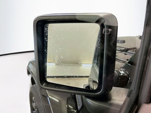 Used 2022 Jeep Wrangler Sahara w/ Cold Weather Group image 16