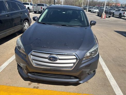 Used 2017 Subaru Legacy 2.5i Premium image 2