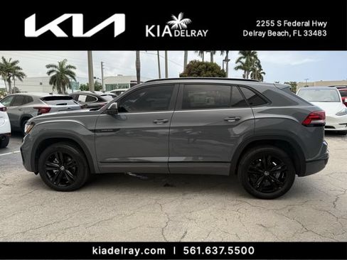 Used 2023 Volkswagen Atlas Cross Sport SEL R-Line AWD/4WD image 5