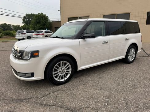 Used 2016 Ford Flex SEL AWD/4WD image 4