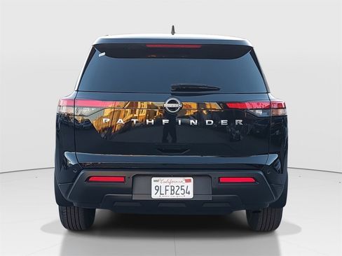 Used 2024 Nissan Pathfinder S w/ Cargo Package image 6
