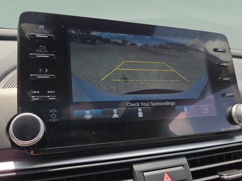 Certified 2021 Honda Accord Touring image 33