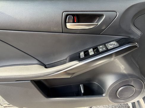 Used 2021 Lexus IS 300 w/ Comfort Package RWD image 13
