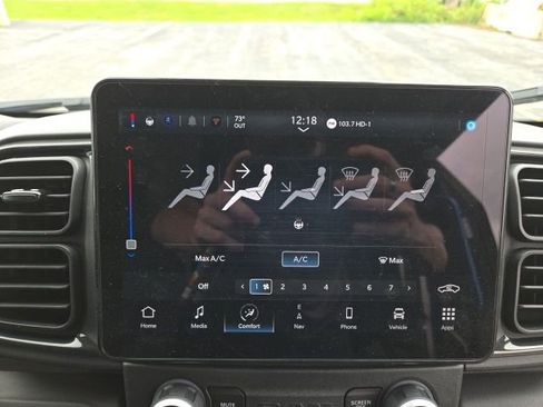 Used 2024 RAM ProMaster 3500 w/ Delivery Van Package image 19