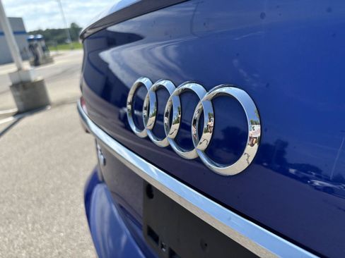 Used 2023 Audi S6 Premium Plus w/ Premium Plus Package AWD/4WD image 10