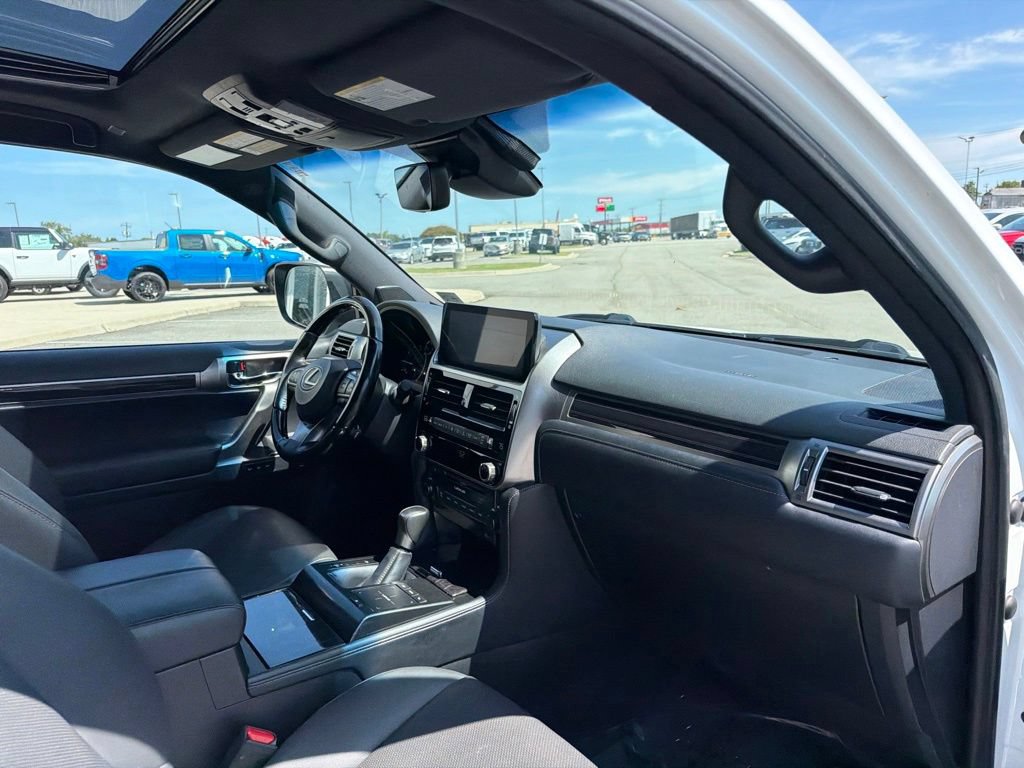 Used 2023 Lexus GX 460 Premium w/ Premium Package AWD/4WD image 22