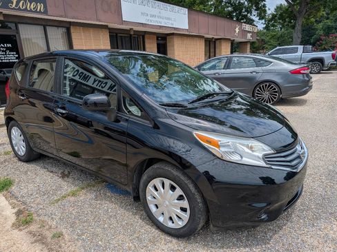 Used 2014 Nissan Versa Note SV FWD image 2