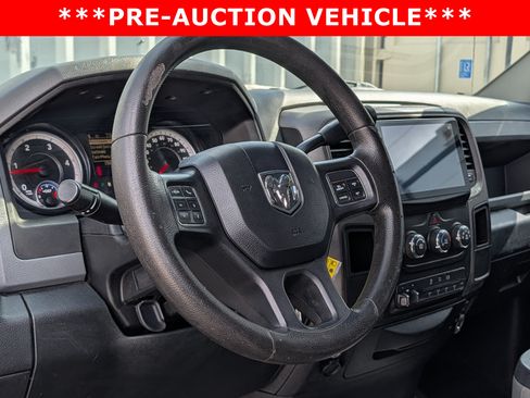 Used 2016 RAM 3500 Tradesman w/ Chrome Appearance Group RWD image 20