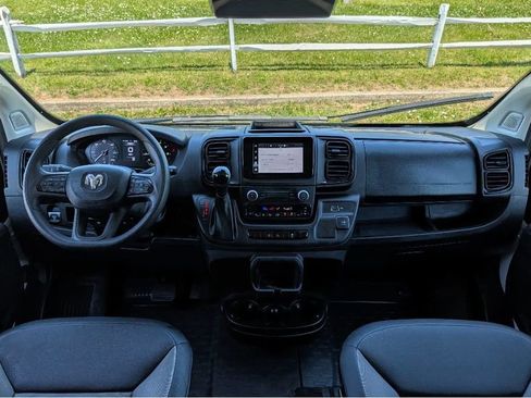 Used 2026 RAM ProMaster 2500 w/ Convenience Group FWD image 31