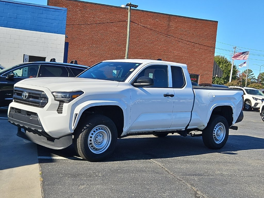 Used 2025 Toyota Tacoma SR RWD image 3