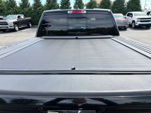 Used 2019 RAM 1500 Limited AWD/4WD image 11