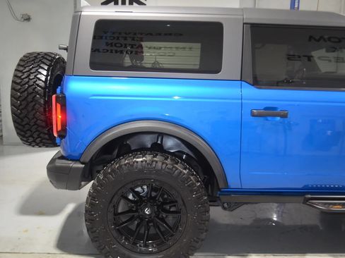 Used 2021 Ford Bronco Badlands AWD/4WD image 8