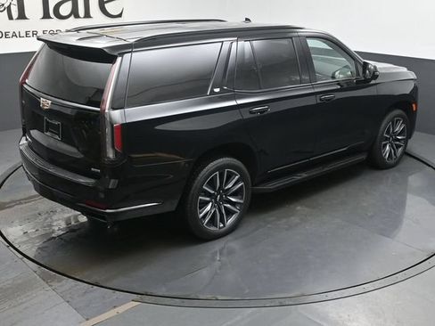 Used 2024 Cadillac Escalade Sport AWD/4WD image 41