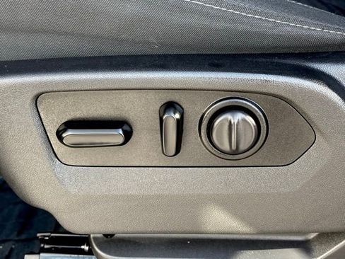 Used 2020 Chevrolet Silverado 1500 LT w/ All-Star Edition image 15