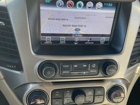 Used 2019 GMC Yukon XL Denali w/ Denali Ultimate Package image 9