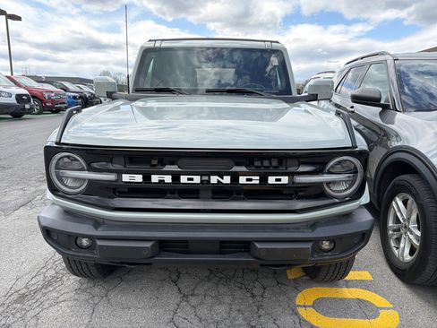 Used 2023 Ford Bronco Outer Banks AWD/4WD image 3