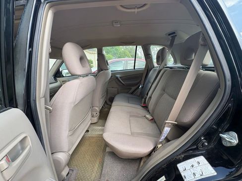 Used 2004 Toyota RAV4 2WD image 15