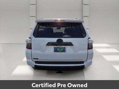 Used 2022 Toyota 4Runner TRD Off-Road AWD/4WD image 4