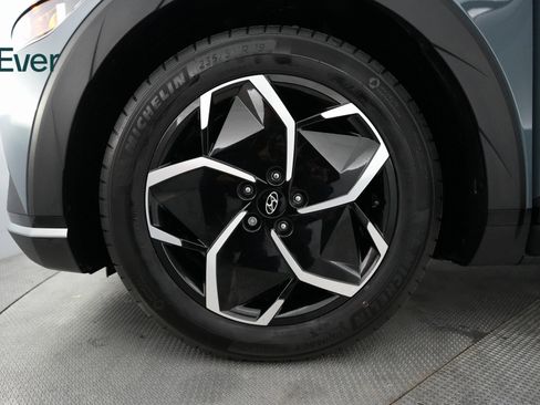 Used 2024 Hyundai Ioniq 5 SEL image 17