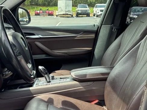 Used 2017 BMW X5 xDrive35i image 9