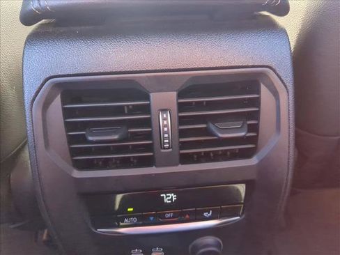 Used 2020 BMW 330i 330i w/ Driving Assistance Package image 18