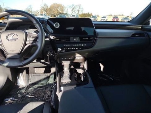 Used 2024 Lexus ES 350 w/ Premium Package FWD image 13