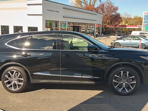Used 2023 Acura MDX SH-AWD w/ Technology Package image 6