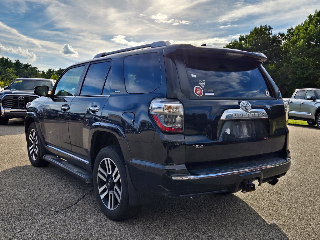 Used 2023 Toyota 4Runner Limited AWD/4WD image 3