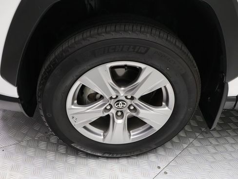 Used 2024 Toyota RAV4 XLE image 4