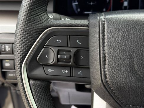 Used 2024 Toyota Tacoma TRD Sport w/ TRD Sport Premium Package AWD/4WD image 22