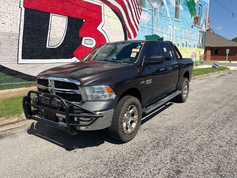 Used 2017 RAM 1500 Tradesman w/ Popular Equipment Group AWD/4WD image 46