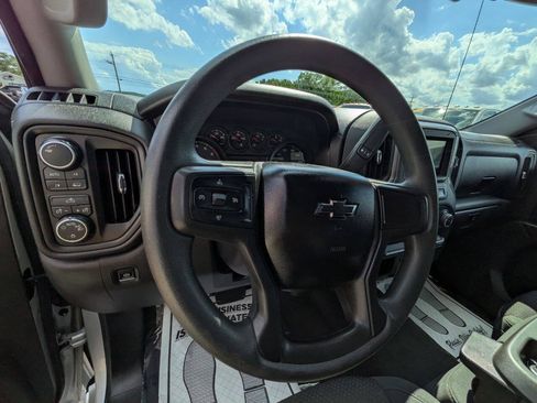 Used 2019 Chevrolet Silverado 1500 Custom w/ Custom Value Package AWD/4WD image 14