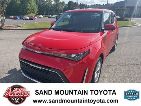 Used 2023 Kia Soul LX w/ LX Technology Package FWD image 7